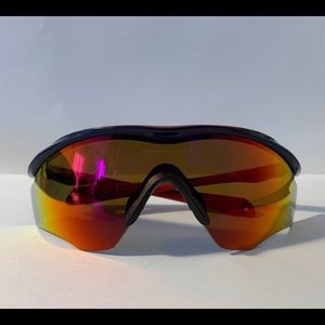 Oakley M2 XL SnapBack Collection Limited Edition, Prism Ruby Lenses